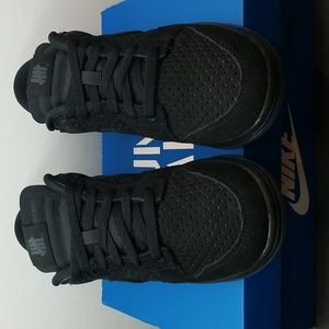 PER-OWNED WITH OG BOX!! Nike Dunk Low Undefeated  "Dunk vs AF1"